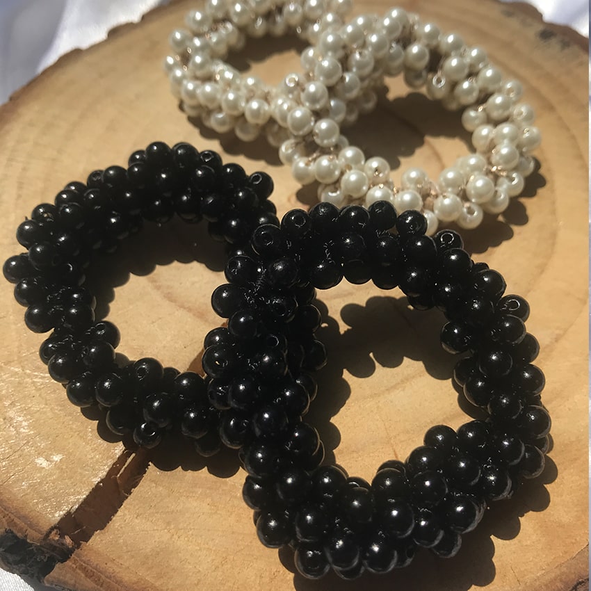 35800217--2-min
