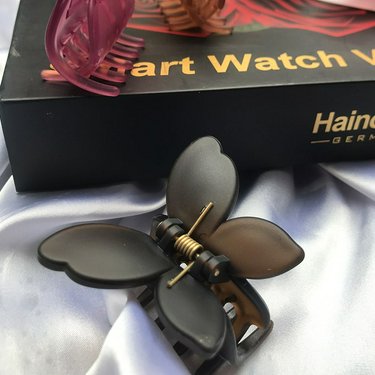 25800215-1-min
