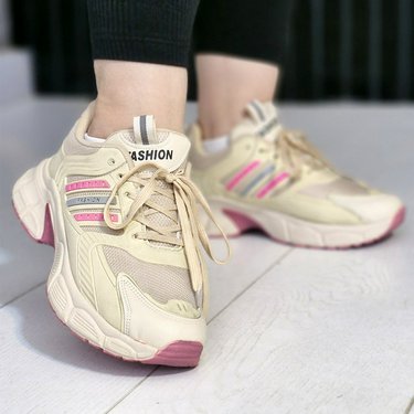 37000212-2-min
