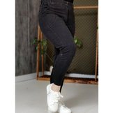 31400176-018-min