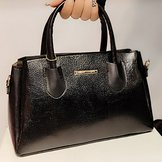 39300776-2-min