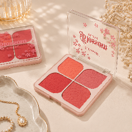 رژ گونه ۴ رنگ طرح گل Blossom Blush رنگ صورتی 